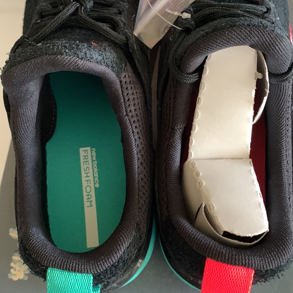 New Balance - Picture 4 of 9